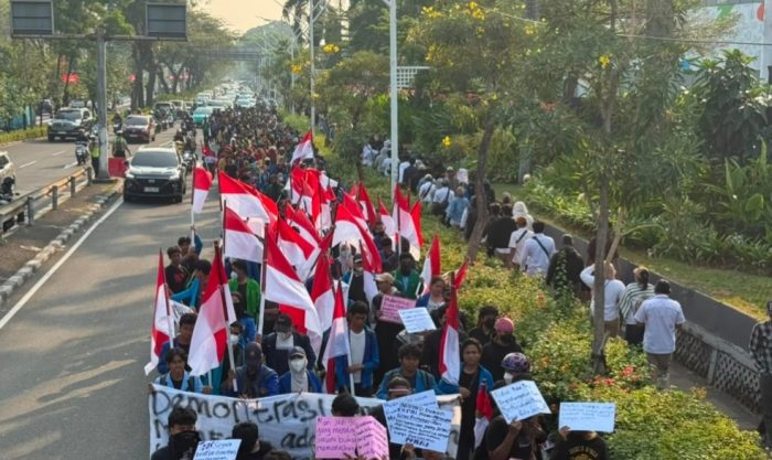 Massa Kontra-Oposisi Turun ke Jalan, Tolak Narasi Nepal-kan Indonesia
