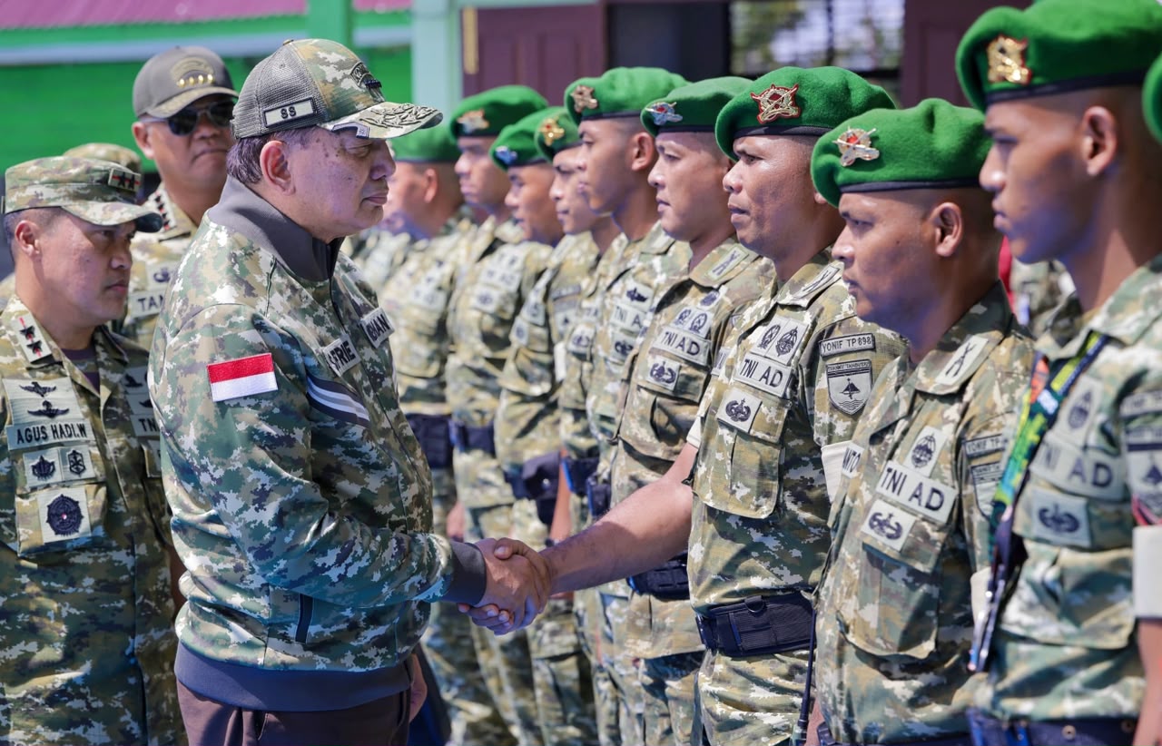 Cek Kesiapan Satuan Baru, Menhan Sjafrie Sjamsoeddin Tinjau Yonif TP 898/Pancalang Cakti di Kampar