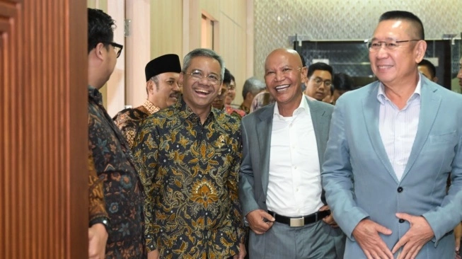 APBN 2027 Resmi Ketok Palu: DPR Restui Target Pajak Mencekik di Tengah Lesunya Ekonomi Warga