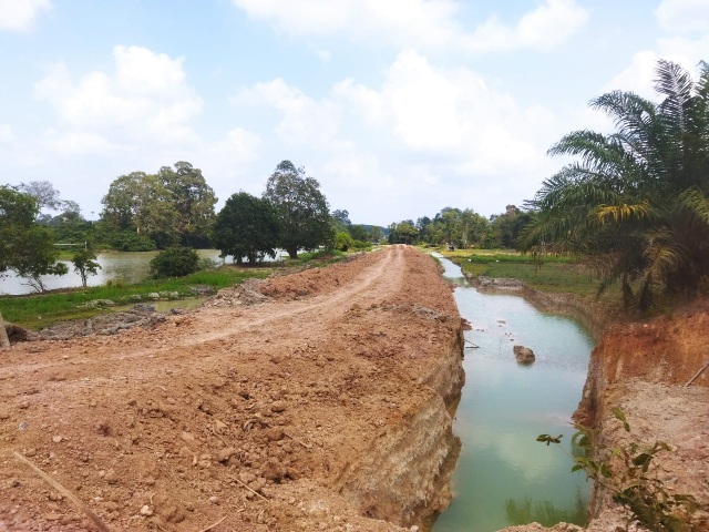 Proyek Pembatas Way Kambas Capai 82 Persen, Petani: Jangan Tutup Akses ke Sawah