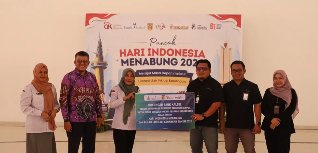 Aksi Nyata Literasi Keuangan, Bank Kalsel Bagikan 230 Rekening SimPel bagi Pelajar Banjarbaru