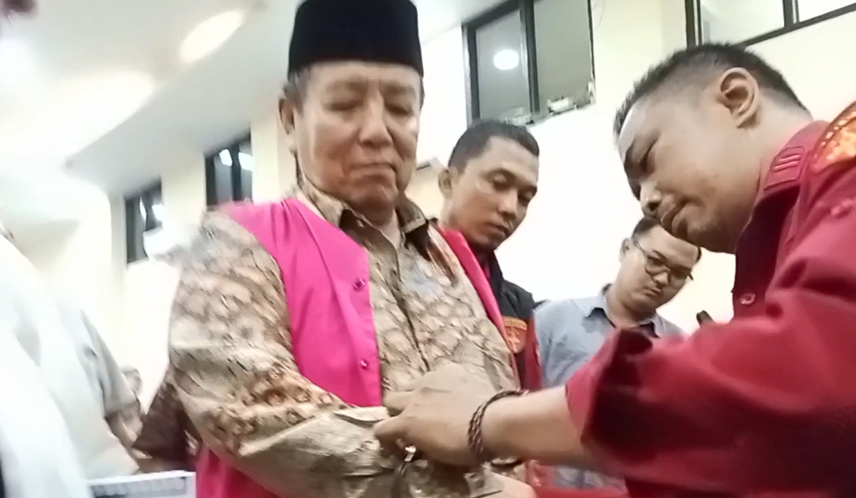 Eksepsi Mantan Gubernur Lampung Ditolak, Sidang Dilanjutkan Pemeriksaan Saksi