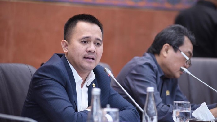 Kereta Baru Produk INKA Sudah Rusak, Korupsi?