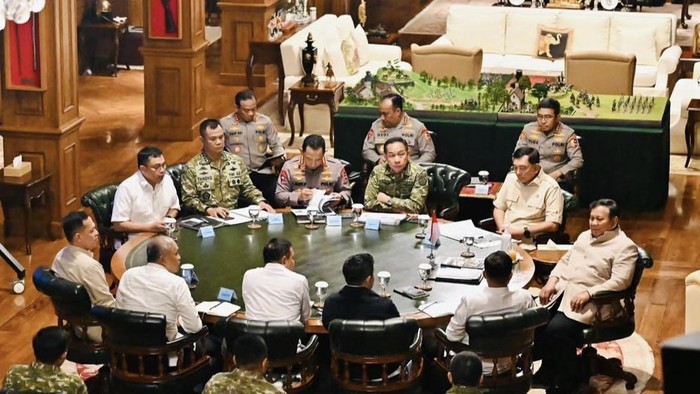 Prabowo Panggil Panglima TNI dan Kapolri ke Hambalang, Ada Apa?