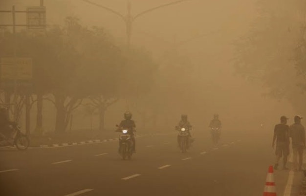 Karhutla Kalbar Tak Kunjung Padam, Udara Pontianak Tembus Level Berbahaya