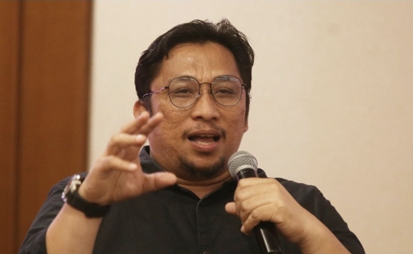 Meneropong Sisi Objektivitas dan Subjektivitas Feri Amsari Mengkritik Prabowo