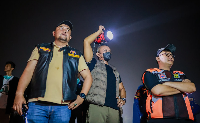 Empat Hari Tak Pulang, Wawalkot Bogor Pimpin Langsung Pemadaman Kebakaran TPAS Galuga