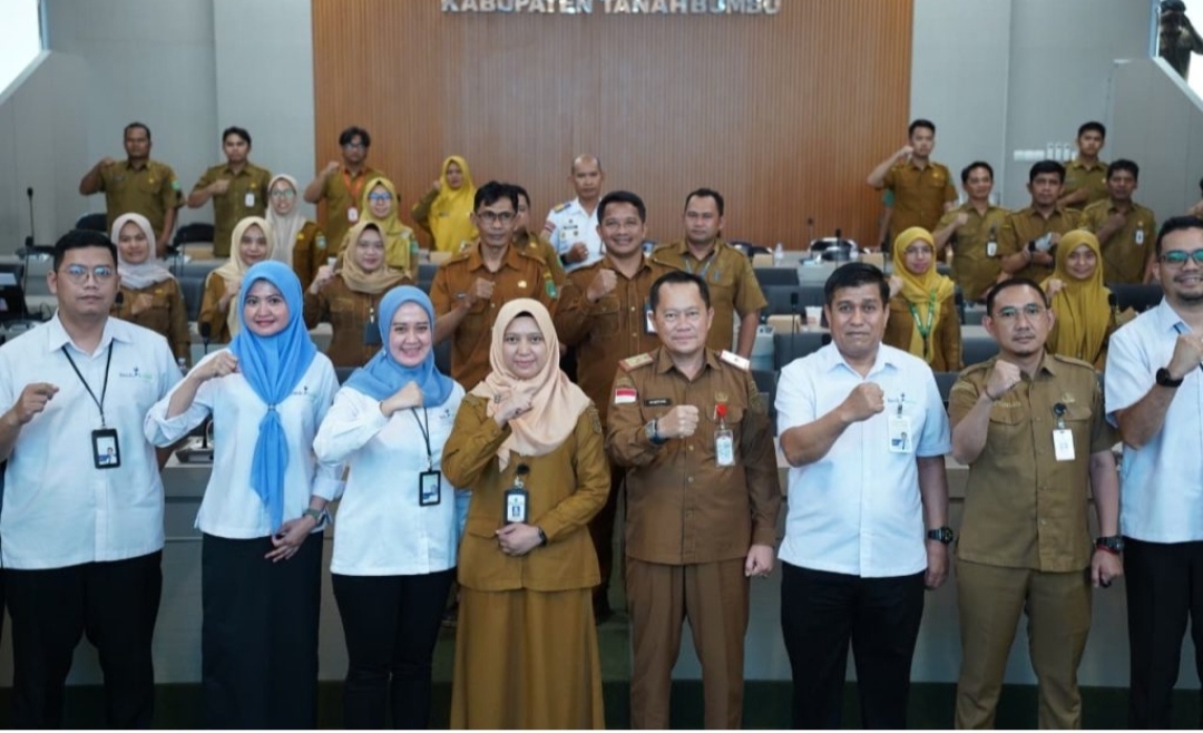 Bank Kalsel dan Pemkab Tanbu Terapkan QRIS Dinamis untuk Pajak Daerah