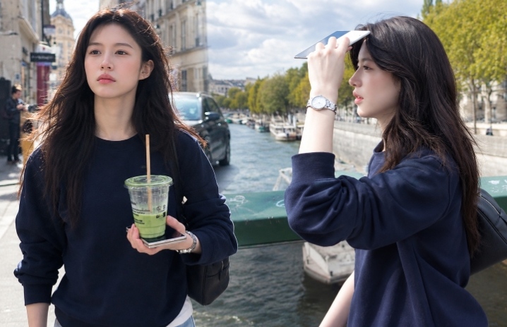 Go Youn Jung Curi Perhatian di Paris, Galaxy Z Fold8 Jadi Sorotan
