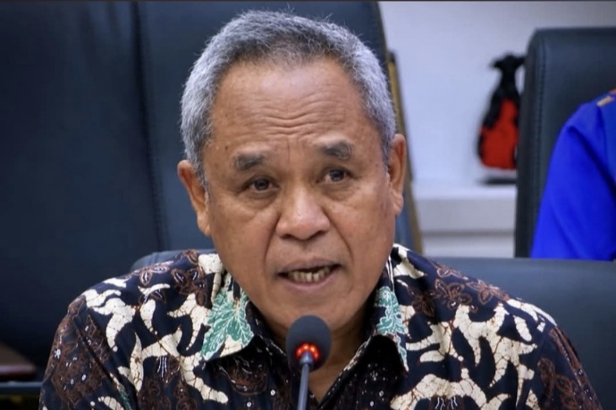 Konstitusi Menolak Jalan Pintas