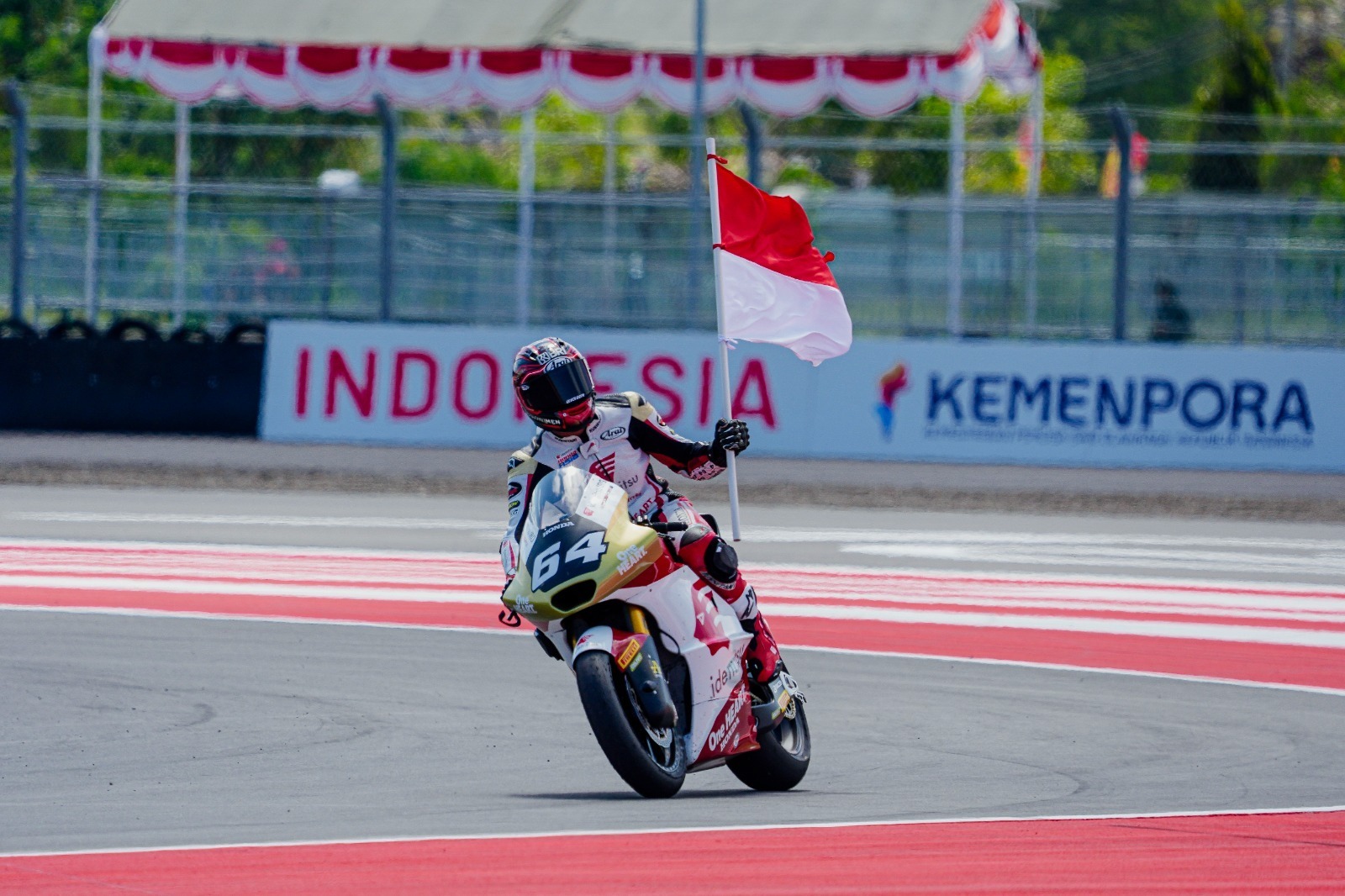 Catat Rekor! Pencarian Penginapan Lombok Melonjak 20% Usai Airbnb Resmi Gaet ITDC di MotoGP 2026