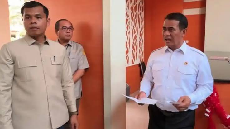 Tegakkan Kedisiplinan, Mentan Amran Skors Pegawai Kementan yang Merokok di Jam Kerja