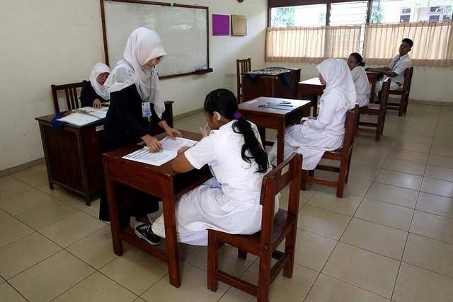 Tunjangan Guru Belum Cair 3 Bulan, Komisi X Desak Kemenkeu