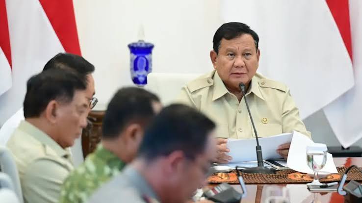 Prabowo Perintahkan Pengerahan Sumber Daya Penuh untuk Atasi Karhutla