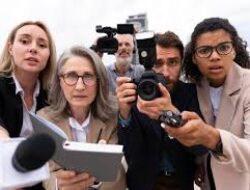 Jurnalis Malang Raya Demo Tolak RUU Penyiaran