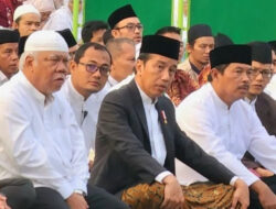 Presiden Jokowi Salat Idul Adha di Semarang