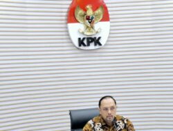 KPK Geledah Rumah Eks Gubernur Kaltim Awang Faroek