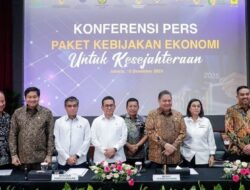 Menaker Yassierli Umumkan Tiga Paket Kebijakan Ekonomi untuk Dukung Ketenagakerjaan
