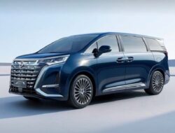 BYD Meluncurkan Denza di Indonesia: MPV Mewah Penantang Toyota Alphard