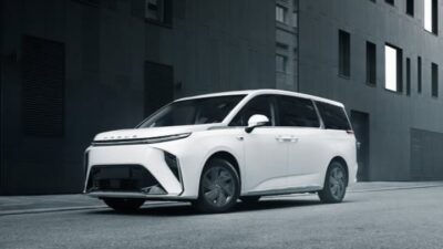 Maxus Mifa 9/(Maxus)