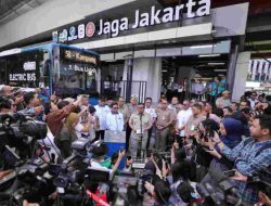 Resmikan Halte Senen dengan Nama ‘Jaga Jakarta’, Pramono: Pengingat Agar Kerusuhan Tak Terulang