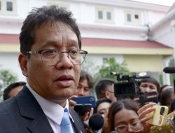 Ditinggal Rombongan Menteri, Purbaya Diminta Waspada dalam Komunikasi Politik