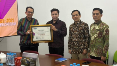 Bank Kalbar Raih Dua Sertifikasi ISO, Perkuat Komitmen Kepatuhan dan Anti Suap