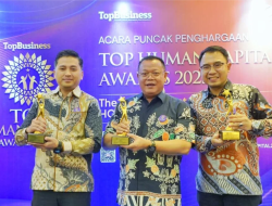 Bank Kalbar Borong Tiga Penghargaan di Ajang Top Human Capital Awards 2025