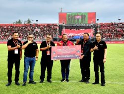 Buktikan Solidaritas, Suporter dan Panitia Soekarno Cup Berdonasi untuk Korban Banjir dan Longsor di Sumatera