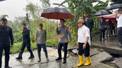 "Wapres kunjungi langsung untuk meninjau wilayah terdampak bencana