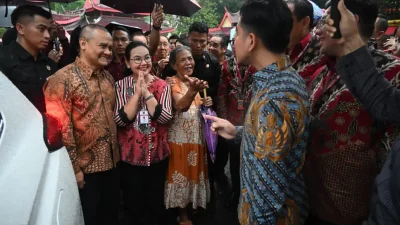 "Wapres berkunjung ke Klenteng Sam Poo Kong, Semarang."