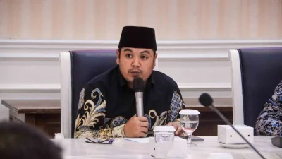 "Muhammad Habibi Zaenal Arifin, ketua Panwaslu Kecamatan Bogor Selatan dipecat "