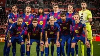 "Barcelona gagal menggeser Real Madrid setelah kalah 1-2 dari Girona."