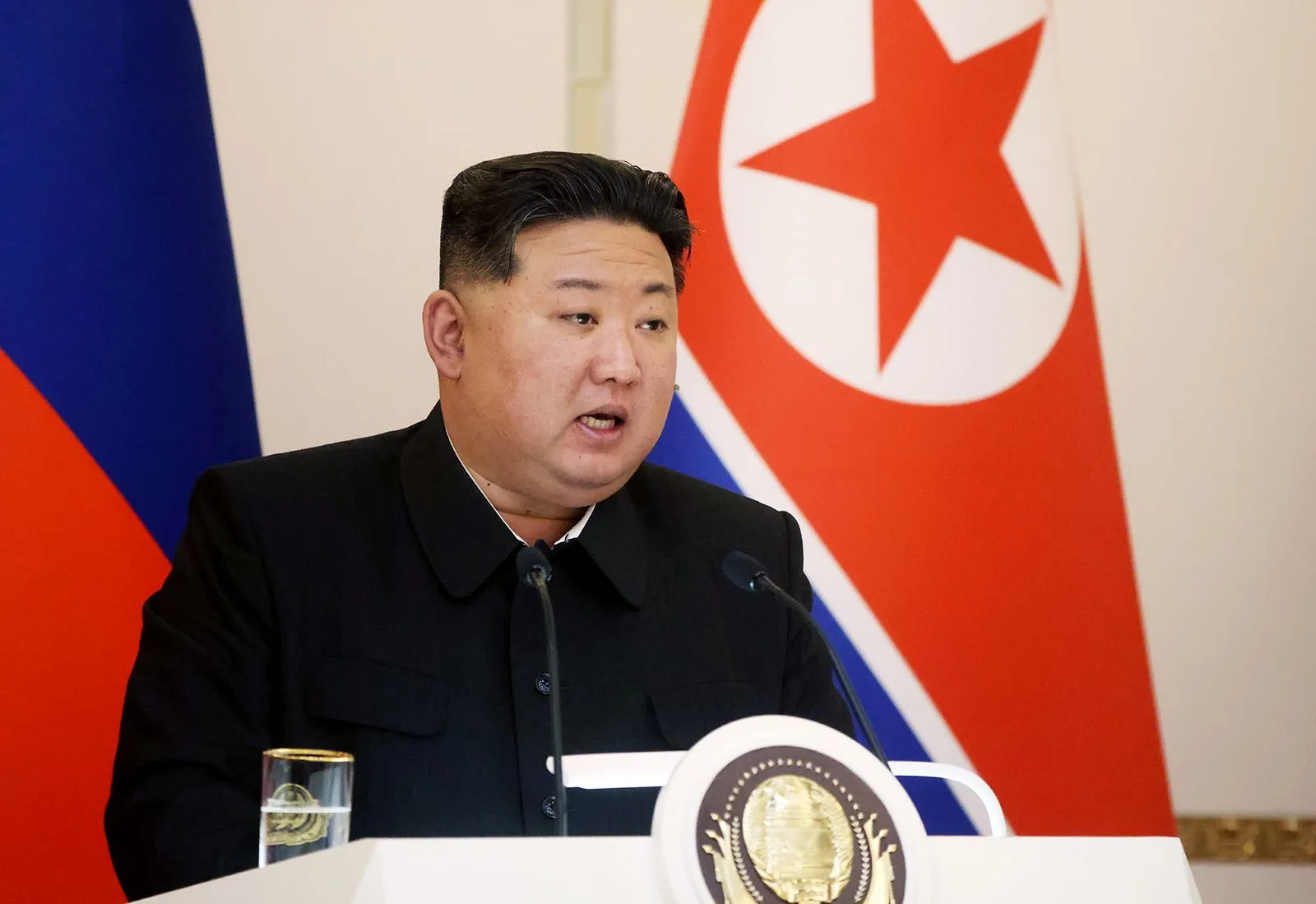 "Jika Indonesia dipimpin oleh Kim Jong-Un? Indonesia tidak akan berisik lagi. Yang ada hanya sistem komunis dan rakyat tidak bisa apa-apa."