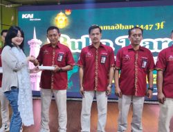 Sebanyak 1.750 Poter Kebagian Makanan Buka Puasa dari KAI Services di 15 Stasiun
