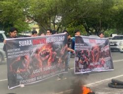 Mahasiswa “Kepung” Kejati Kalteng, Tuntut Transparansi Dana Pokir DPRD yang Dinilai Misterius