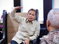 Dorong Koperasi Masuk Sektor Energi, Menkop Ferry Juliantono Gandeng PLN Perkuat Ekonomi Desa