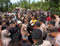 Massa Bakar Rumah Terduga Bandar Narkoba di Rohil, Polda Riau Bentuk Satgas Khusus