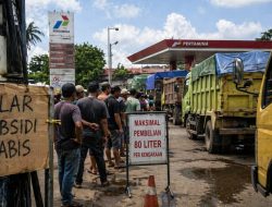 Krisis Solar Subsidi di Kalbar: Distribusi Logistik Terancam Lumpuh, Harga Pokok Mulai Tercekik