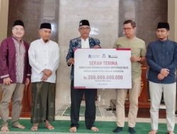 BUMM dan PT Sembilan Berlian Serah Terima Dana Sindikasi Pengembangan Ekonomi Umat Berbasis Masjid Rp300 Miliar