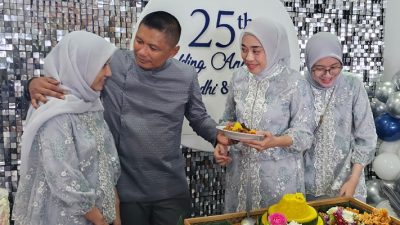 Marsekal Muda Budhi Achmadi Gelar Syukuran Pernikahan Perak Secara Sederhana