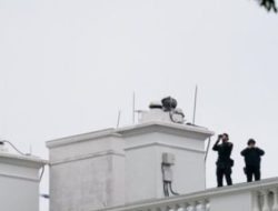 Mencekam! Baku Tembak Meletus di Dekat Gedung Putih, Pelaku Tewas dan Donald Trump Dievakuasi?