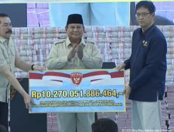 Diiringi Tepuk Tangan Prabowo dan Senyum Purbaya, Kejagung Serahkan Cuan Rp10,2 Triliun Hasil Denda PKH