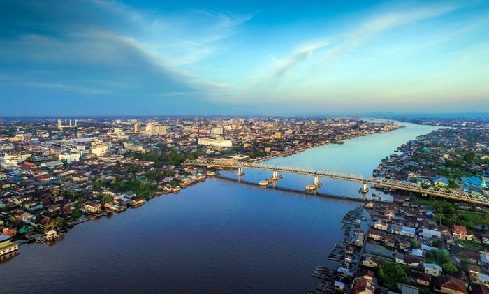 Sembilan wali kota se-Kalimantan kumpul di Pontianak bahas penguatan fiskal daerah dalam Raker Komwil V APEKSI 2026 guna tingkatkan layanan publik.