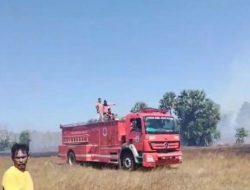 Sisa Pembakaran Sampah Picu Kebakaran Lahan 20 Hektare di Sabu Raijua NTT