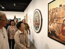 125 Tahun Bung Karno, Megawati dan GKR Hemas Buka Pameran Seni Rupa “Mata Hati Soekarno” di Yogya