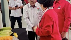 Wujud Ketahanan Pangan, GNTI Serahkan Hasil Panen Raya Jagung kepada Megawati Soekarnoputri