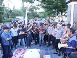 Tanpa Gesekan Fisik, Rangkaian Aksi Unjuk Rasa Mahasiswa di Pontianak Berakhir Kondusif