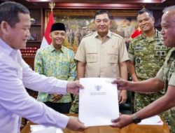 Kemenhut Serahkan Persetujuan Lahan 961 Hektare untuk Pembangunan 17 Yonif Teritorial TNI AD