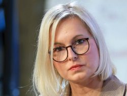 Donald Trump Minta Tunda Kartu Merah Folarin Balogun di Piala Dunia 2026, Menteri Olahraga Jerman: Tidak Ada Tempat di Lapangan Untuk Politik